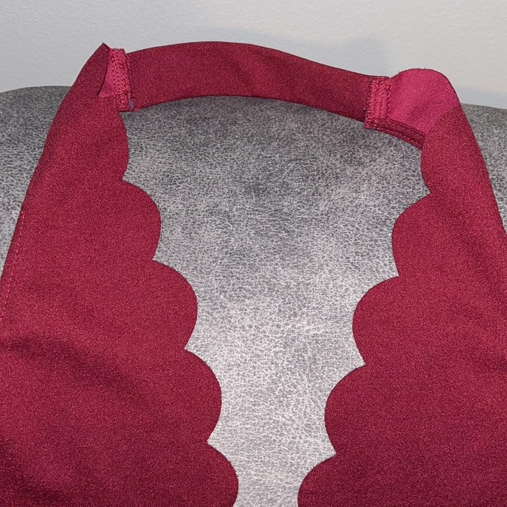 π»Burgundy Sleeveless Scalloped Neck Bodysuit π¦ Shein π Medium NWOT - Picture 5 of 10